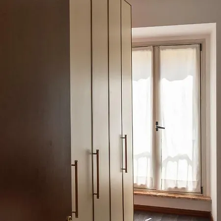Lecco-porta Venezia Mediolan
